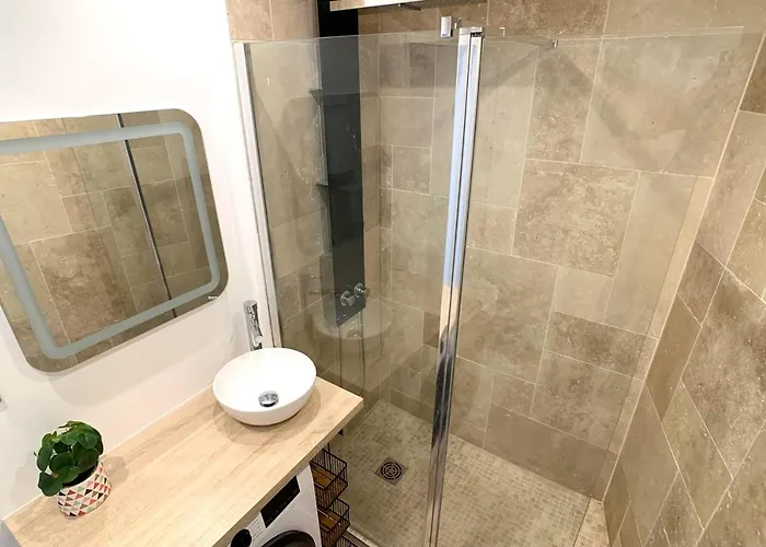 Renovated Ac - Wifi - 2-4pers - Center Rue Close *