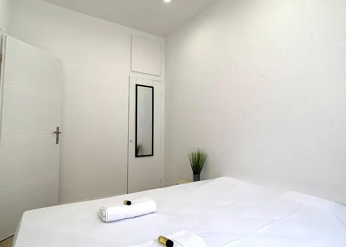 Renovated Ac - Wifi - 2-4pers - Center Rue Close Apartment Antibes