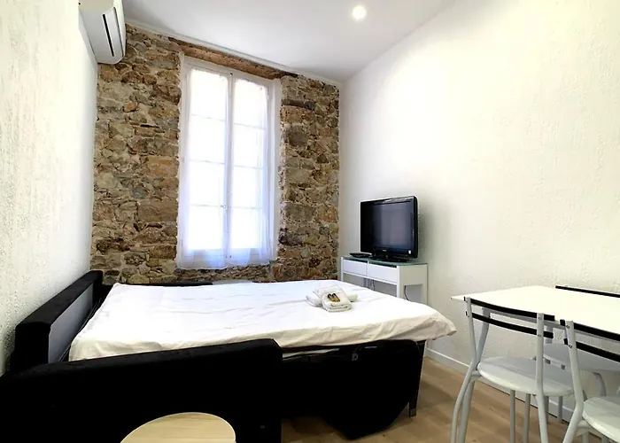 Renovated Ac - Wifi - 2-4pers - Center Rue Close Apartment
